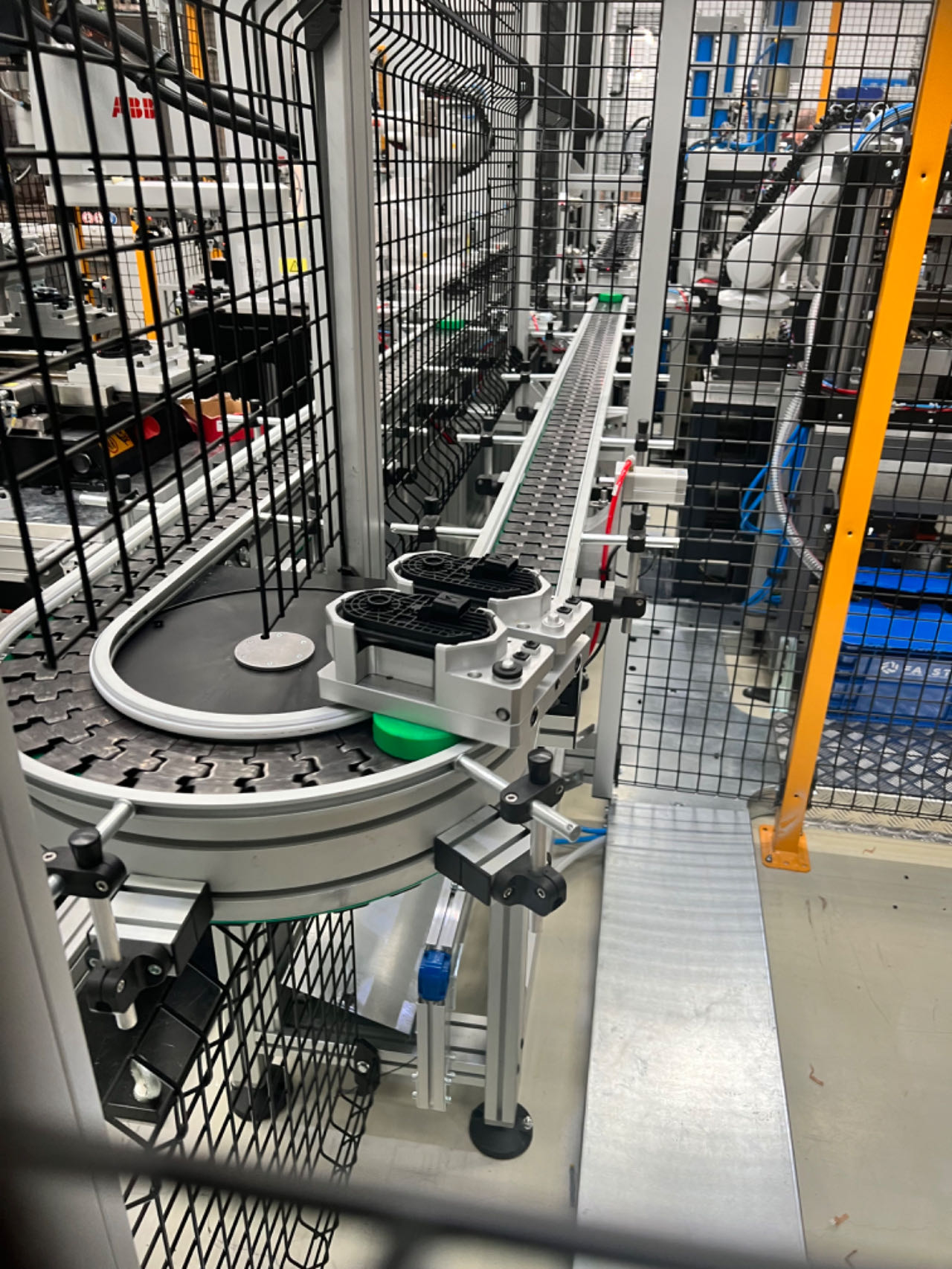 Logistics & Warehousing